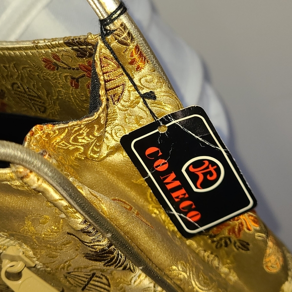 Gold Asian Purse - Picture 5 of 5